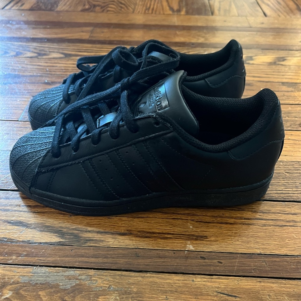adidas Black Low-Top Sneakers with Shell Toe